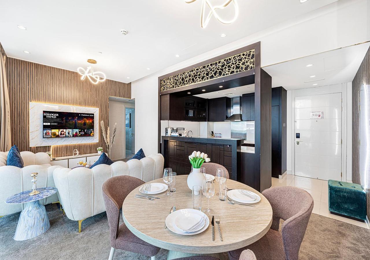 Burj Khalifa View! 2 Bedroom Luxe With 4 Minute Walk To Mall! Pool And Sauna Access! Apartment
